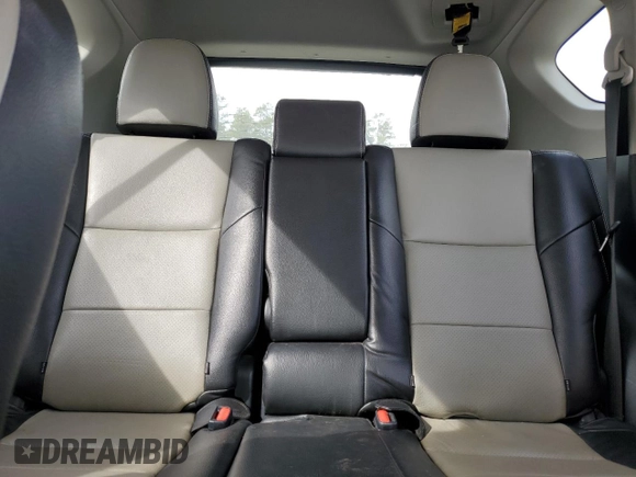 2018 Toyota RAV4 XLE with VIN JTMWFREV6JJ735000, listed as a Copart auction lot 45869275 with 113,675 mi miles and Salvage Title. Bid and sale history available at DreamBid. Image 10.