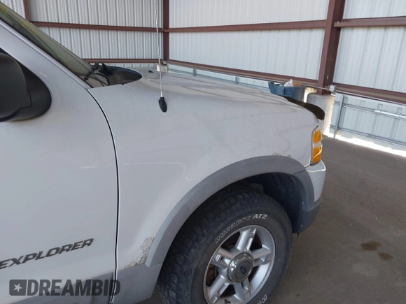 2002 Ford Explorer XLT с VIN 1FMZU73E92ZC17715, выставлен на аукционе IAAI как лот 42130163 с пробегом 243 059 миль миль и . История ставок и продаж доступна на DreamBid. Изображение 6.