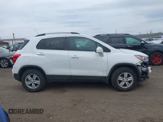 2018 Chevrolet Trax LT with VIN KL7CJPSB7JB714941, listed as a IAAI auction lot 41852865 with 112,606 mi miles. Bid and sale history available at carsss.com. Image 13.