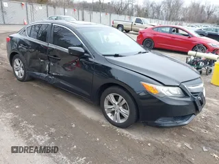 2013 Acura ILX with VIN 19VDE1F33DE003359, listed as a IAAI auction lot 41628219 with 167,171 mi miles. Bid and sale history available at carsss.com. Image 1.