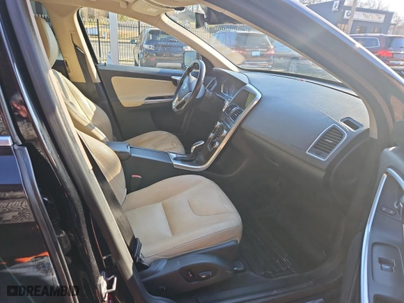 2016 Volvo XC60 T5 Drive-E Premier with VIN YV440MDK8G2853679, listed as a Copart auction lot 86517944 with 162,573 mi miles and Clean Title. Bid and sale history available at carsss.com. Image 5.