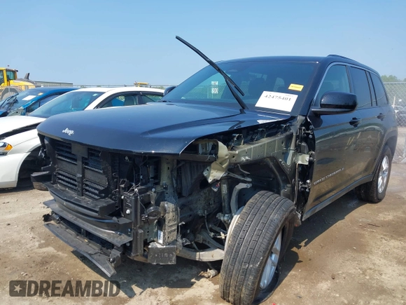 2025 Jeep Grand Cherokee Altitude X z VIN 1C4RJHAG9SC268299, wystawiony jako IAAI lot #42475401 z przebiegiem 2 649 mil mil oraz . Historia ofert i sprzedaży dostępna na DreamBid. Obrazek 18.