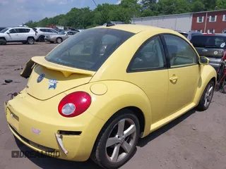 2009 Volkswagen Beetle S with VIN 3VWRG31C39M516518, listed as a IAAI auction lot 42393843 with 84,108 mi miles and . Bid and sale history available at DreamBid. Image 4.