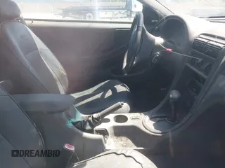 2001 Ford Mustang Deluxe с VIN 1FAFP44431F236463, выставлен на аукционе IAAI как лот 42533132 с пробегом Не указан миль и . История ставок и продаж доступна на DreamBid. Изображение 5.