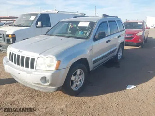 2006 Jeep Grand Cherokee Laredo with VIN 1J4HR48N46C309827, listed as a IAAI auction lot 41478173 with 179,278 mi miles. Bid and sale history available at carsss.com. Image 2.