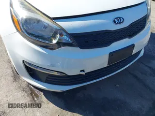 2017 Kia Rio LX z VIN KNADM4A32H6010797, wystawiony jako IAAI lot #39638075 z przebiegiem 51 977 mil mil oraz . Historia ofert i sprzedaży dostępna na DreamBid. Obrazek 17.
