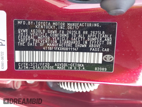 2017 Toyota Camry XLE with VIN 4T1BF1FKXHU811147, listed as a IAAI auction lot 41825677 with 68,163 mi miles. Bid and sale history available at carsss.com. Image 9.