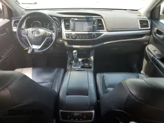 2018 Toyota Highlander SE with VIN 5TDJZRFH9JS814769, listed as a Copart auction lot 59805305 with 138,167 mi miles and Salvage title. Bid and sale history available at DreamBid. Image 8.