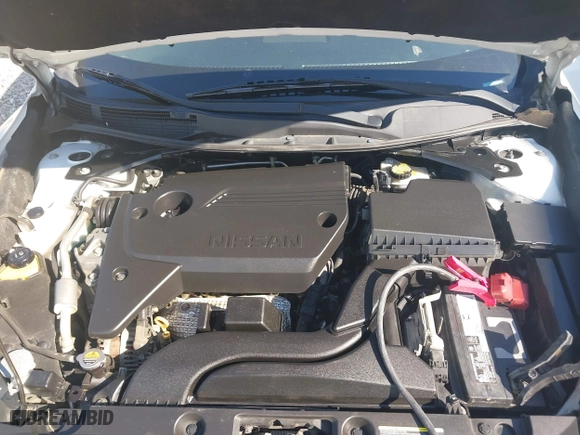 2017 Nissan Altima 2.5 SR with VIN 1N4AL3AP0HC492795, listed as a IAAI auction lot 41801120 with 233,478 mi miles. Bid and sale history available at carsss.com. Image 10.