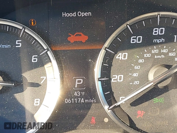 2020 Acura TLX with VIN 19UUB1F32LA006241, listed as a IAAI auction lot 41339765 with 61,174 mi miles. Bid and sale history available at carsss.com. Image 15.