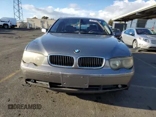 2002 BMW 7 Series 745i with VIN WBAGL63462DP57016, listed as a Copart auction lot 81025594 with 121,870 mi miles and Salvage Title. Bid and sale history available at DreamBid. Image 5.