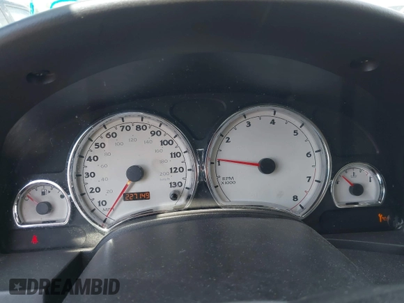 2004 Saturn VUE V6 with VIN 5GZCZ63424S819671, listed as a IAAI auction lot 42175800 with 227,149 mi miles and . Bid and sale history available at DreamBid. Image 7.