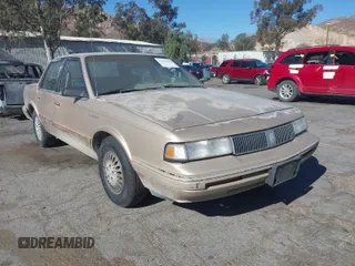 1993 Oldsmobile Cutlass Ciera S with VIN 1G3AG55N6P6421424, listed as a IAAI auction lot 41341670 with 221,301 mi miles and . Bid and sale history available at DreamBid. Image 1.