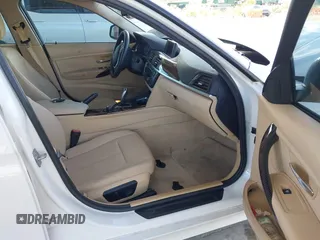 2015 BMW 3 Series 328i с VIN WBA3A5C51FP604734, выставлен на аукционе IAAI как лот 42687621 с пробегом 77 185 миль миль и . История ставок и продаж доступна на DreamBid. Изображение 5.