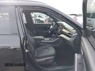 2023 Toyota Highlander L with VIN 5TDKDRAH0PS516095, listed as a IAAI auction lot 41459549 with 10,628 mi miles and . Bid and sale history available at DreamBid. Image 5.