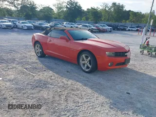 2012 Chevrolet Camaro 1LT z VIN 2G1FB3D33C9161908, wystawiony jako IAAI lot #42334303 z przebiegiem 161 282 mil mil oraz . Historia ofert i sprzedaży dostępna na DreamBid. Obrazek 1.