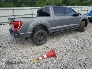 2022 Ford F-150 XL z VIN 1FTFW1E80NKE93655, wystawiony jako Copart lot #61093895 z przebiegiem 70 043 mil mil oraz Szkoda całkowita • Salvage title. Historia ofert i sprzedaży dostępna na DreamBid. Obrazek 3.