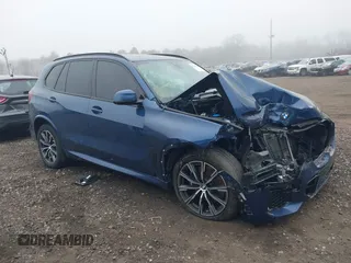 2023 BMW X5 xDrive40i z VIN 5UXCR6C08P9N95511, wystawiony jako IAAI lot #41901359 z przebiegiem 55 662 mil mil oraz . Historia ofert i sprzedaży dostępna na DreamBid. Obrazek 13.