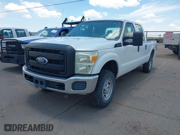 2011 Ford F-250 XL z VIN 1FT7W2B6XBEC15207, wystawiony jako IAAI lot #42484763 z przebiegiem 84 620 mil mil oraz . Historia ofert i sprzedaży dostępna na DreamBid. Obrazek 17.