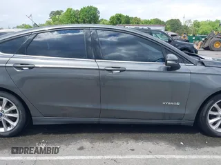 2016 Ford Fusion SE Hybrid с VIN 3FA6P0LU6GR127095, выставлен на аукционе IAAI как лот 42013324 с пробегом 134 474 миль миль и . История ставок и продаж доступна на DreamBid. Изображение 13.