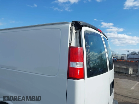 2016 Chevrolet Express Cargo Van with VIN 1GCWGBFF6G1154276, listed as a IAAI auction lot 41523966 with 70,558 mi miles. Bid and sale history available at carsss.com. Image 6.