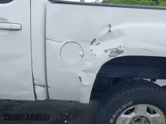 2010 GMC Sierra 1500 SLT z VIN 3GTRKWE37AG184132, wystawiony jako IAAI lot #42106936 z przebiegiem 243 711 mil mil oraz . Historia ofert i sprzedaży dostępna na DreamBid. Obrazek 18.