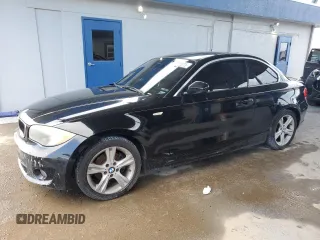 2013 BMW 1 Series 128i с VIN WBAUP7C54DVP25748, выставлен на аукционе Copart как лот 62536075 с пробегом 187 591 миль миль и Чистый • Clean title. История ставок и продаж доступна на DreamBid. Изображение 1.