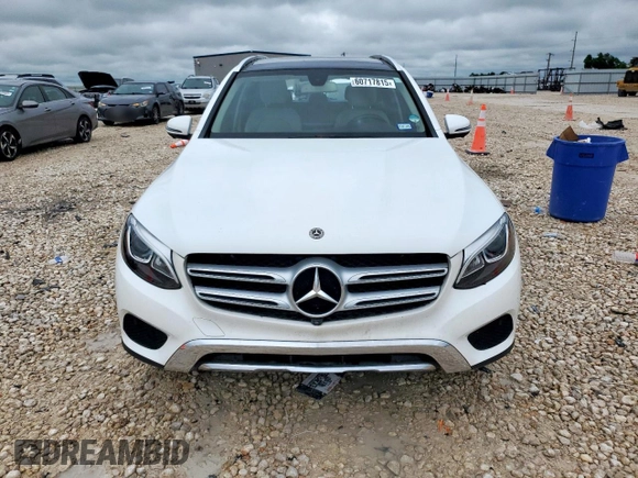 2018 Mercedes-Benz GLC 300 z VIN WDC0G4JB1JV087263, wystawiony jako Copart lot #60717815 z przebiegiem 56 219 mil mil oraz Czysty tytuł • Clean title. Historia ofert i sprzedaży dostępna na DreamBid. Obrazek 5.
