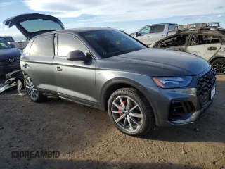 2024 Audi Q5 S line Premium Plus z VIN WA1E2AFYXR2149594, wystawiony jako Copart lot #46611695 z przebiegiem 2 753 mil mil oraz Szkoda całkowita • Salvage title. Historia ofert i sprzedaży dostępna na DreamBid. Obrazek 4.