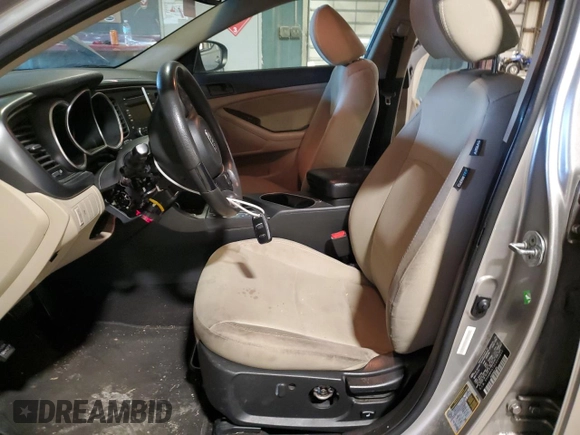 2014 Kia Optima LX z VIN 5XXGM4A73EG330811, wystawiony jako Copart lot #46655255 z przebiegiem 125 783 mil mil oraz Szkoda całkowita • Salvage title. Historia ofert i sprzedaży dostępna na DreamBid. Obrazek 7.