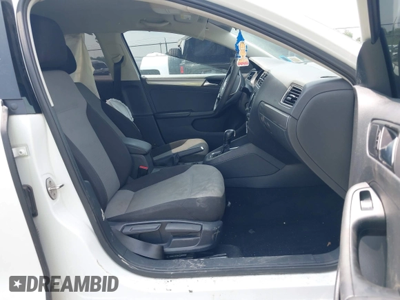 2017 Volkswagen Jetta S with VIN 3VW2B7AJ5HM291068, listed as a IAAI auction lot 42479310 with 160,221 mi miles and . Bid and sale history available at DreamBid. Image 5.