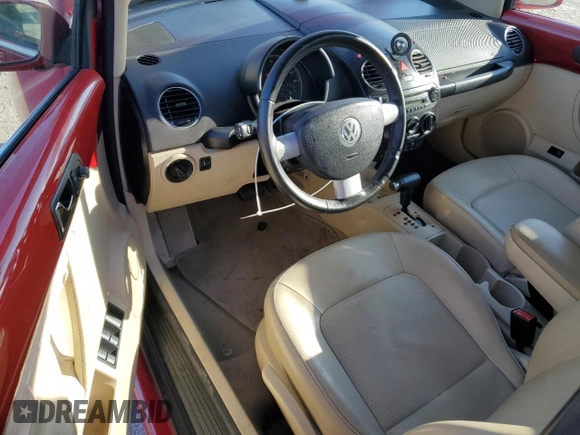 2008 Volkswagen Beetle SE z VIN 3VWRG31Y08M416483, wystawiony jako Copart lot #48380825 z przebiegiem 143 013 mil mil oraz Szkoda całkowita • Salvage title. Historia ofert i sprzedaży dostępna na DreamBid. Obrazek 8.