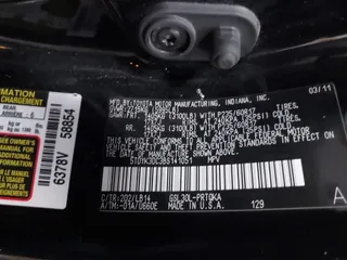 2011 Toyota Sienna XLE AAS with VIN 5TDYK3DC3BS141051, listed as a IAAI auction lot 41741058 with 236,626 mi miles. Bid and sale history available at carsss.com. Image 9.