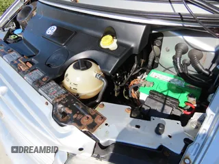 2003 Volkswagen EuroVan MV with VIN WV2NB47003H003033, listed as a Copart auction lot 47059195 with 164,173 mi miles and Clean Title. Bid and sale history available at DreamBid. Image 7.