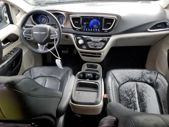 2017 Chrysler Pacifica Touring-L with VIN 2C4RC1BG9HR687995, listed as a Copart auction lot 52012815 with 64,609 mi miles and Salvage Title. Bid and sale history available at carsss.com. Image 8.