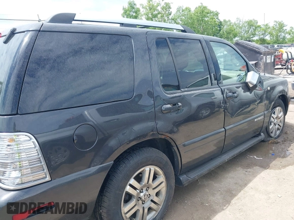 2007 Mercury Mountaineer Premier with VIN 4M2EU488X7UJ12541, listed as a IAAI auction lot 42534896 with 141,316 mi miles and . Bid and sale history available at DreamBid. Image 6.