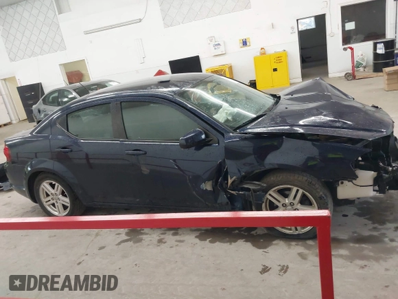 2013 Dodge Avenger SXT с VIN 1C3CDZCB9DN636707, выставлен на аукционе IAAI как лот 42552332 с пробегом Не указан миль и . История ставок и продаж доступна на DreamBid. Изображение 14.