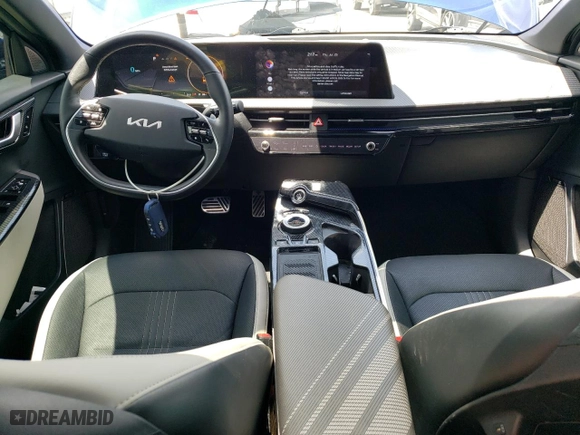 2022 Kia EV6 GT-Line with VIN KNDC4DLC9N5036908, listed as a Copart auction lot 64678594 with 47,518 mi miles and Salvage Title. Bid and sale history available at carsss.com. Image 8.