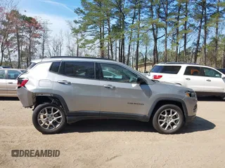 2022 Jeep Compass Latitude Lux с VIN 3C4NJDFB1NT164984, выставлен на аукционе IAAI как лот 41903469 с пробегом 67 490 миль миль и . История ставок и продаж доступна на DreamBid. Изображение 13.