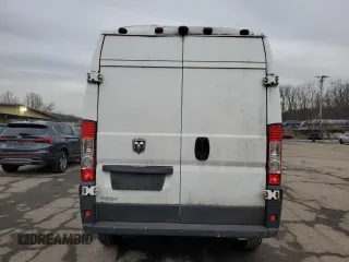 2015 Ram ProMaster Cargo z VIN 3C6TRVDG9FE516503, wystawiony jako Copart lot #84496824 z przebiegiem 275 708 mil mil oraz Szkody całkowita. Historia ofert i sprzedaży dostępna na DreamBid. Obrazek 6.