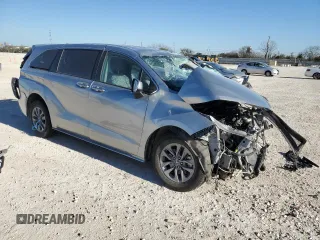 2023 Toyota Sienna LE with VIN 5TDKRKEC0PS165745, listed as a Copart auction lot 86923544 with 0 mi miles and Salvage Title. Bid and sale history available at carsss.com. Image 4.