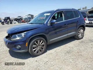 2015 Volkswagen Tiguan SE z VIN WVGAV7AX1FW505623, wystawiony jako Copart lot #56686545 z przebiegiem 44 652 mil mil oraz Szkoda całkowita • Salvage title. Historia ofert i sprzedaży dostępna na DreamBid. Obrazek 1.