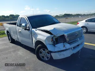 2005 Ford F-150 XL z VIN 1FTRF12245NB94164, wystawiony jako IAAI lot #42294055 z przebiegiem 311 917 mil mil oraz . Historia ofert i sprzedaży dostępna na DreamBid. Obrazek 6.