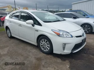 2014 Toyota Prius с VIN JTDKN3DP7E3055943, выставлен на аукционе IAAI как лот 41626102 с пробегом 100 885 миль миль и . История ставок и продаж доступна на DreamBid. Изображение 1.