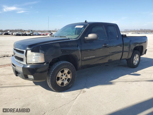 2011 Chevrolet Silverado 1500 LT with VIN 1GCRCSE05BZ283755, listed as a Copart auction lot 41523594 with 152,850 mi miles and Salvage Title. Bid and sale history available at carsss.com. Image 1.