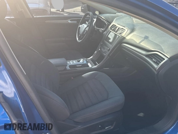 2017 Ford Fusion SE with VIN 3FA6P0HD0HR293719, listed as a Copart auction lot 64027045 with 76,423 mi miles and Clean title. Bid and sale history available at DreamBid. Image 5.