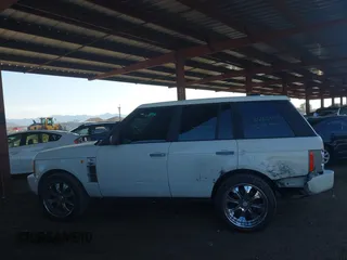2005 Land Rover Range Rover with VIN SALMF11475A194253, listed as a IAAI auction lot 40581773 with 191,998 mi miles and . Bid and sale history available at DreamBid. Image 14.