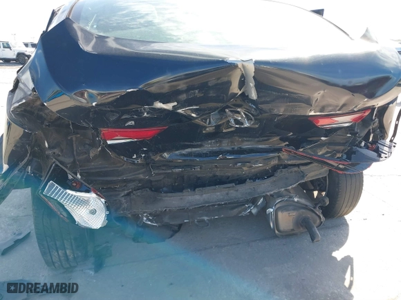 2014 Hyundai Elantra SE with VIN KMHDH4AE3EU142351, listed as a IAAI auction lot 41751974 with 144,139 mi miles. Bid and sale history available at carsss.com. Image 6.
