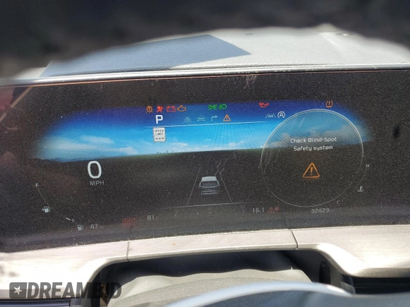 2024 Kia Telluride SX Prestige X-Pro with VIN 5XYP5DGC0RG460032, listed as a Copart auction lot 58527925 with 32,423 mi miles and Salvage title. Bid and sale history available at DreamBid. Image 9.