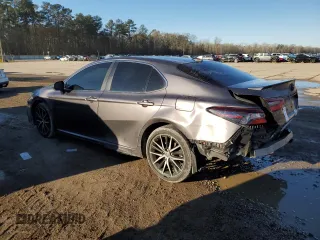 2024 Toyota Camry SE with VIN 4T1G11AK1RU202493, listed as a Copart auction lot 46630195 with 30,374 mi miles and Salvage Title. Bid and sale history available at carsss.com. Image 2.
